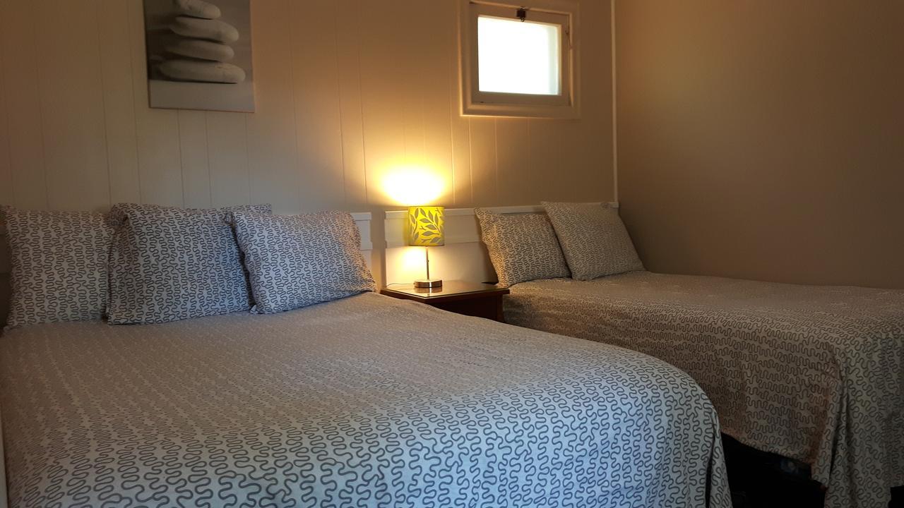 Balm Beach Resort And Motel 외부 사진